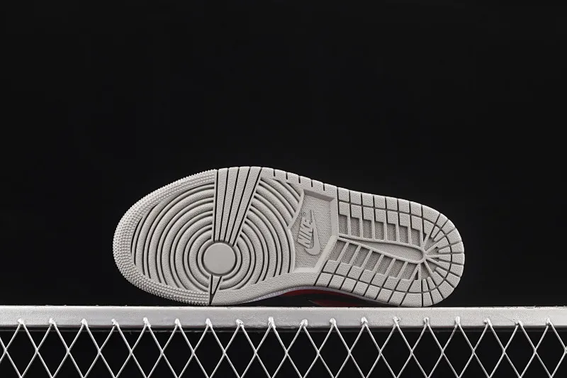 All categories Air Jordan Jordan series basketball shoes Air Jordan 1 Low Air Jordan 1 Low "Light Iron Ore" AJ1 Joe 1 siren red low-top cultural sneakers DC0774-060